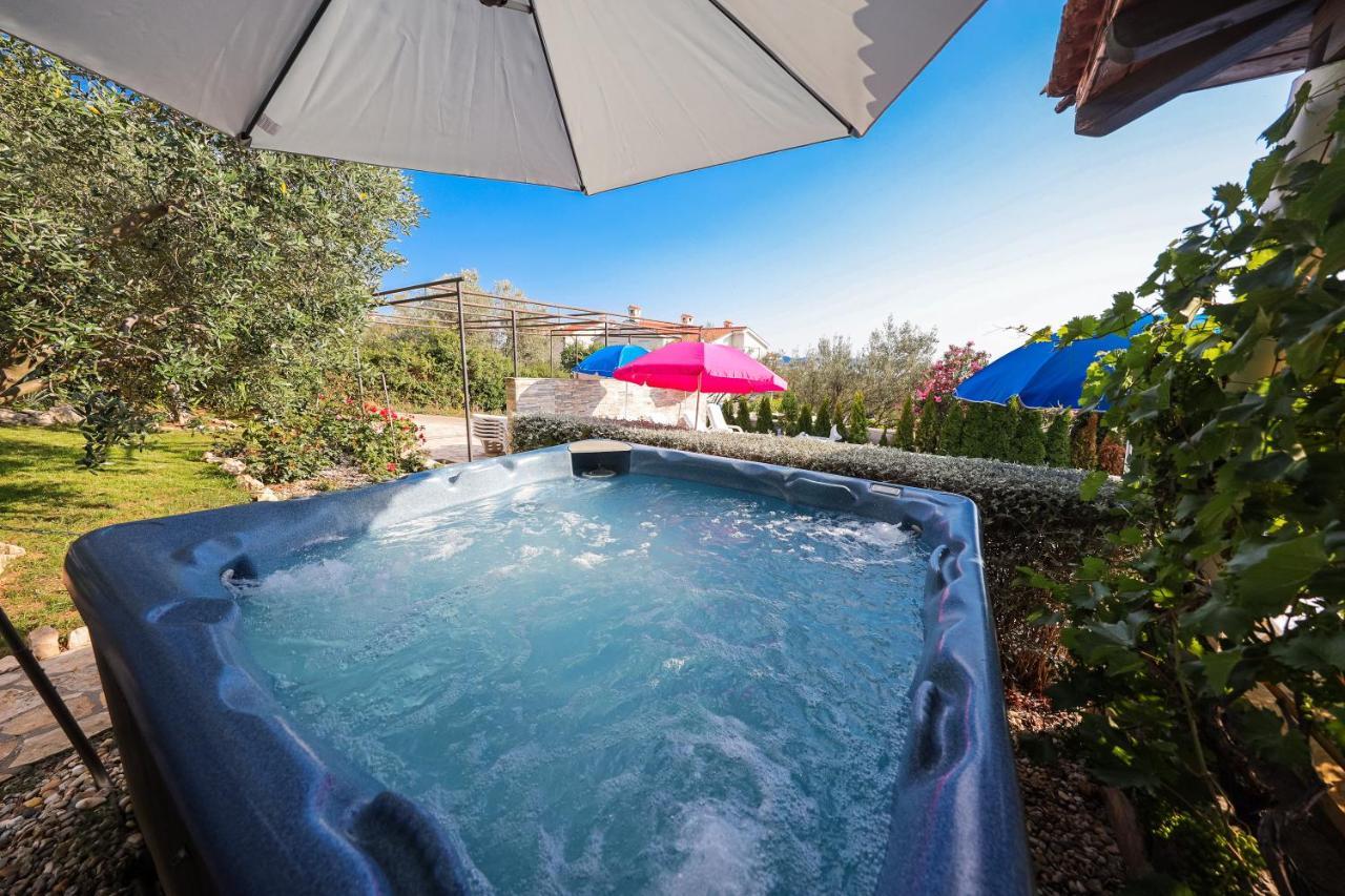 Luton Apartment Zadar Kozino Heating Pool & Jacuzzi Екстериор снимка